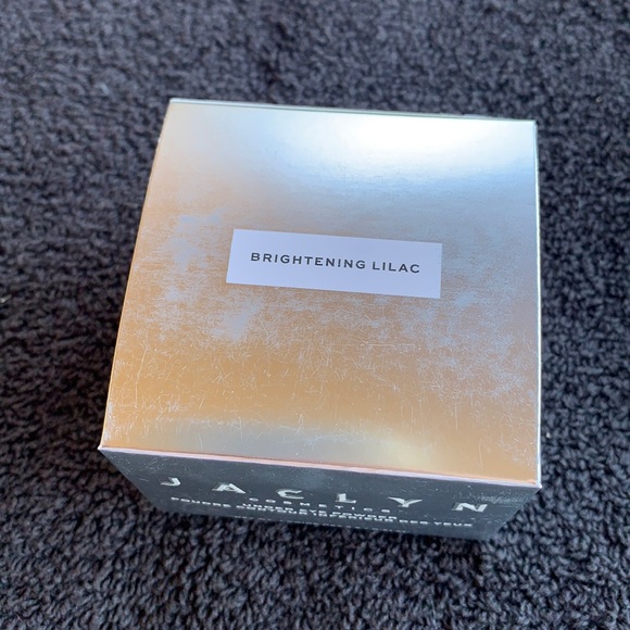 Jaclyn Cosmetics BAKE & BRIGHTEN Lilac POWDER - Picture 2 of 5